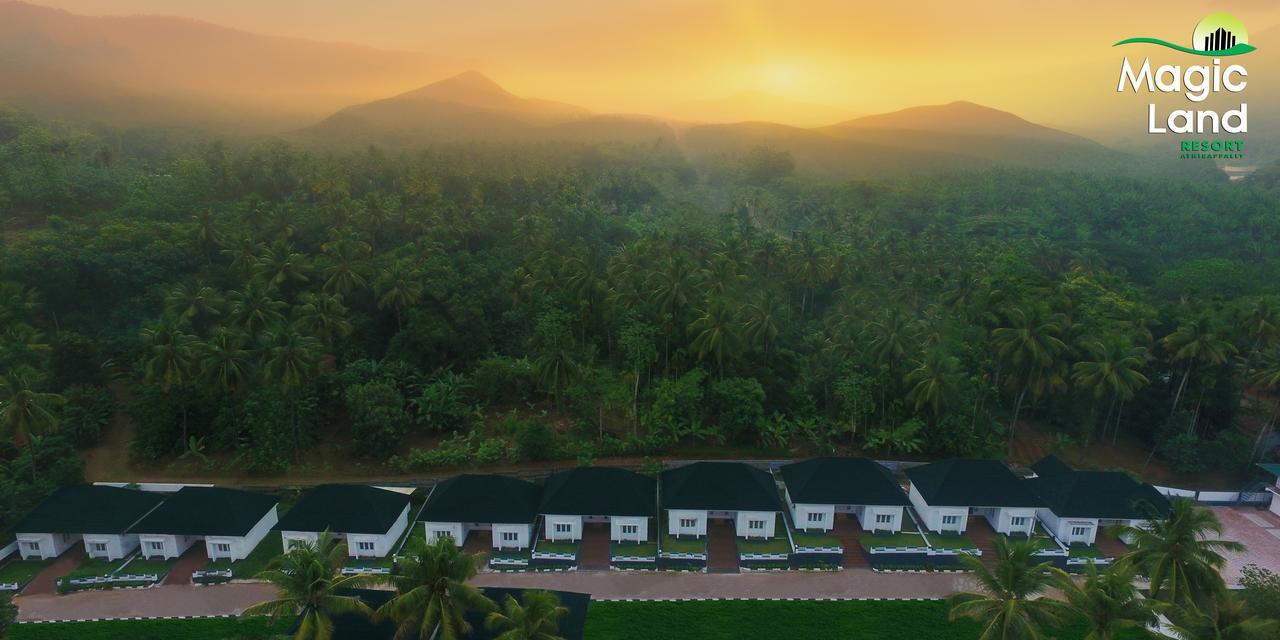 Magic Land Resorts Athirapally Irinjalakuda Exteriör bild